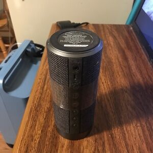 I live platinum wireless speaker and alexa